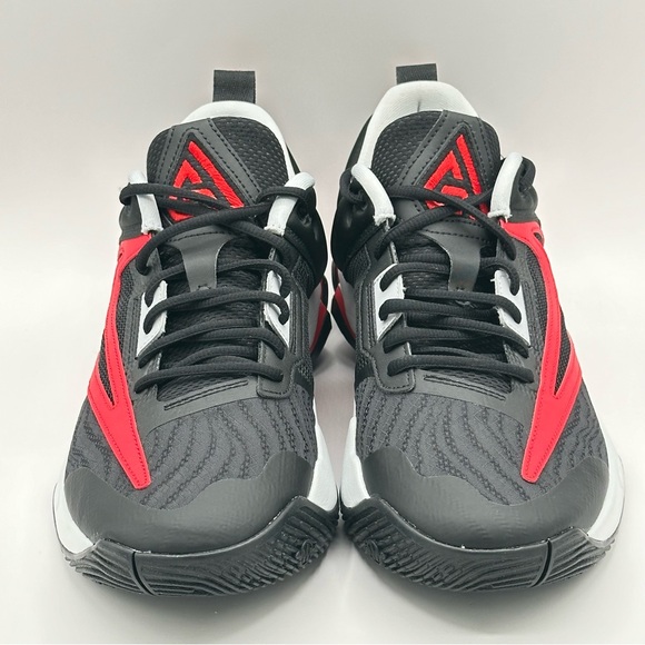 Nike Giannis Immortality 3 Basketball Shoes Red Black DZ7533-004 Men Size 10.5 - Picture 2 of 8